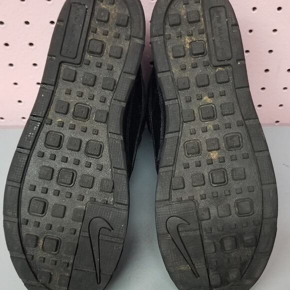 Nike Woodside 2 High ACG Boots
-Size 7Y - Picture 8 of 9